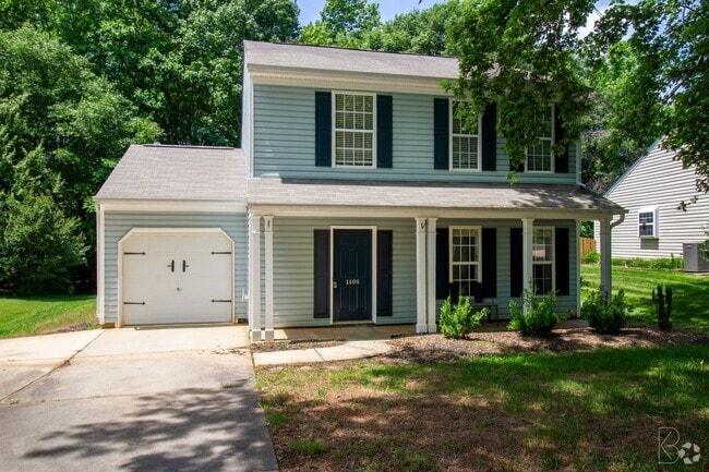 Building Photo - In Desirible Legacy Park! Rental