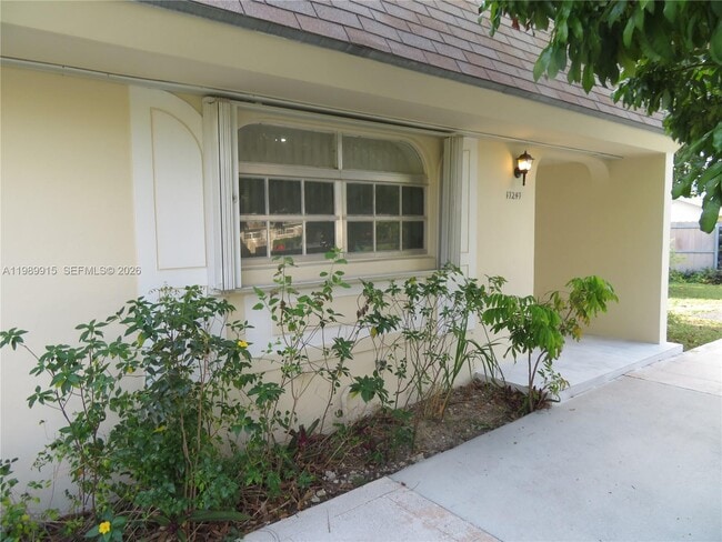 Building Photo - 17247 SW 112th Pl Unit 21044