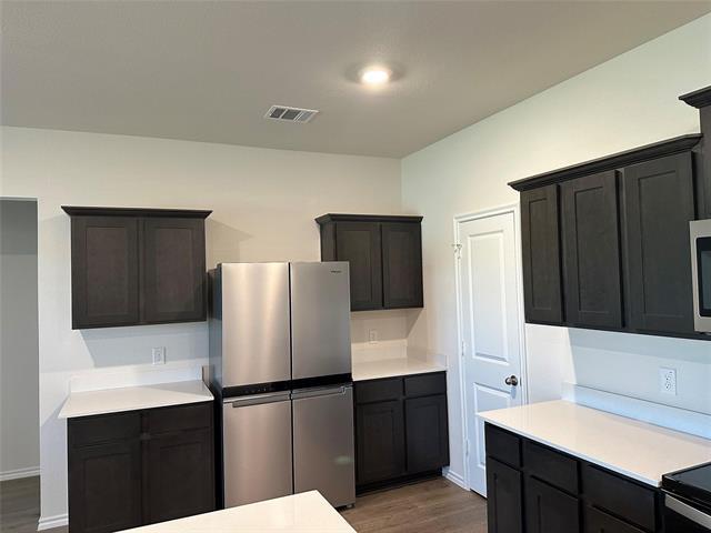 Photo - 219 Greenshade Ln