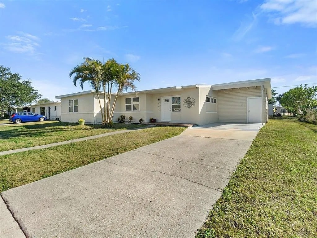 Photo - 21923 Cellini Ave