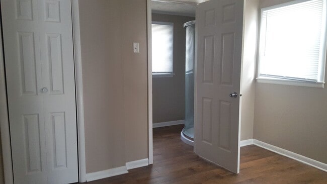 Photo - Single-story 4 bed 2 bath home for rent!