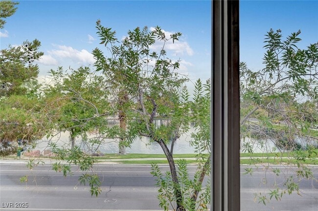 Photo - 7808 Bluewater Dr