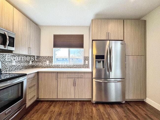 Photo - 8130 W 10th Ave