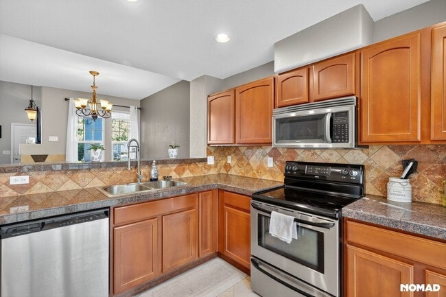 Photo - 8300 Fairmount Dr