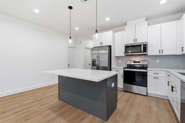 Photo - 8316 Corinth St Unit D