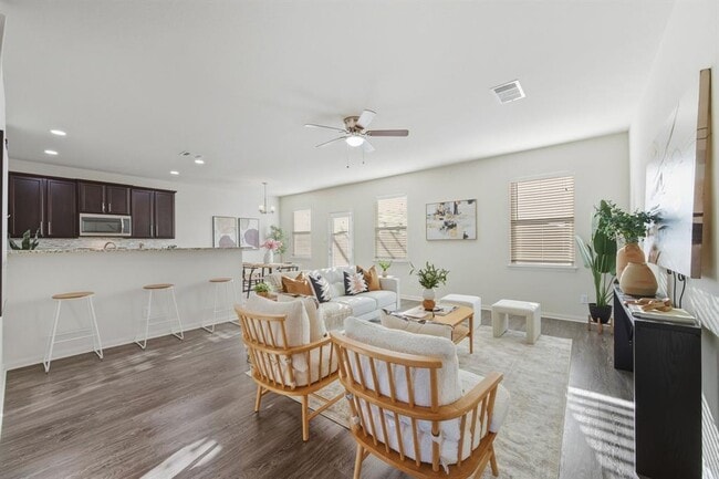 Photo - 13313 Harry S Truman Dr