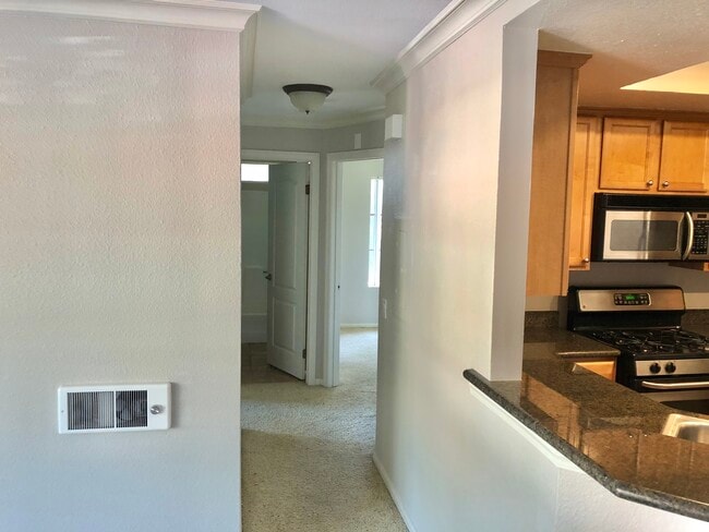 Hallway - 12550 Carmel Creek Rd Unit 102