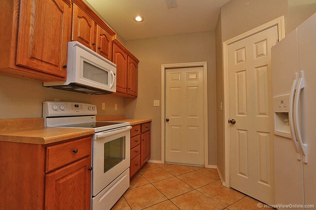 Photo - Amblewood  1345/1347 Unit 1345