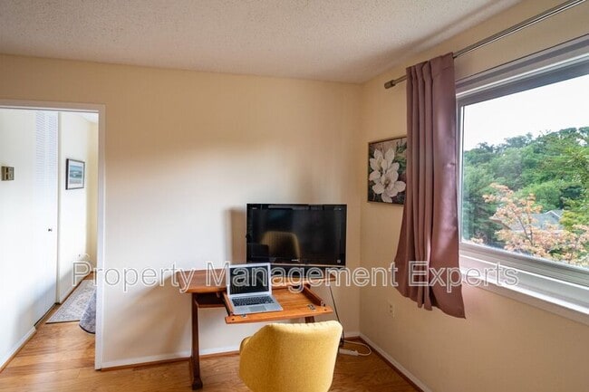 Photo - 1225 Martha Custis Dr Unit Suite # 502