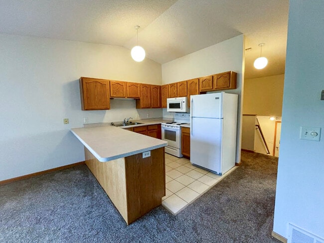 Photo - 320 Scheidler Rd Unit 4