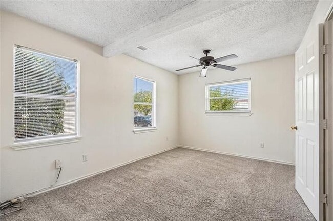 Photo - 4426 Kelton Dr
