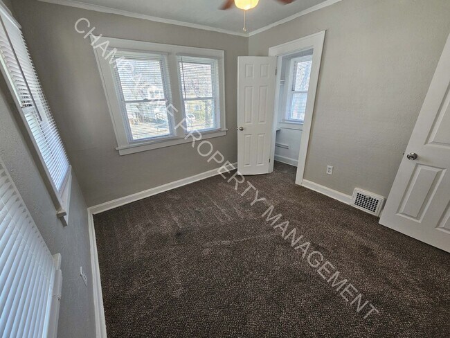 Photo - 4013 Bellefontaine Ave