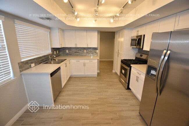 Photo - 7517 W Gilmore Ave