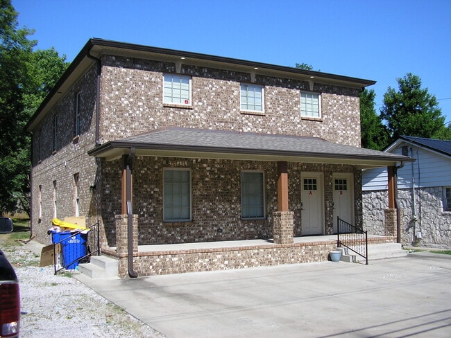Building Photo - 1521 Normalview Dr Unit A Rental