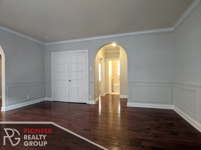 Photo - 542 W Surf St Unit N2