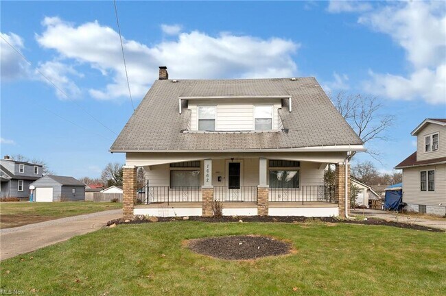 Front of house - 1662 Bancroft Ave House
