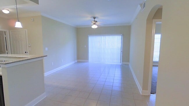 Building Photo - Arista Apartments
