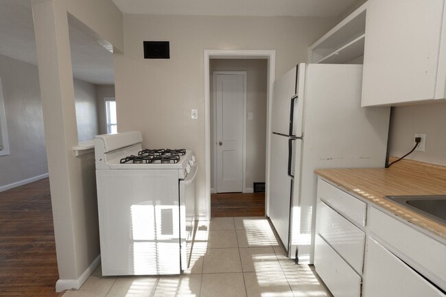 Photo - 3 Bed 2 Bath Home