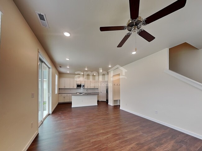 Photo - 1528 N Garnet Creek Ave