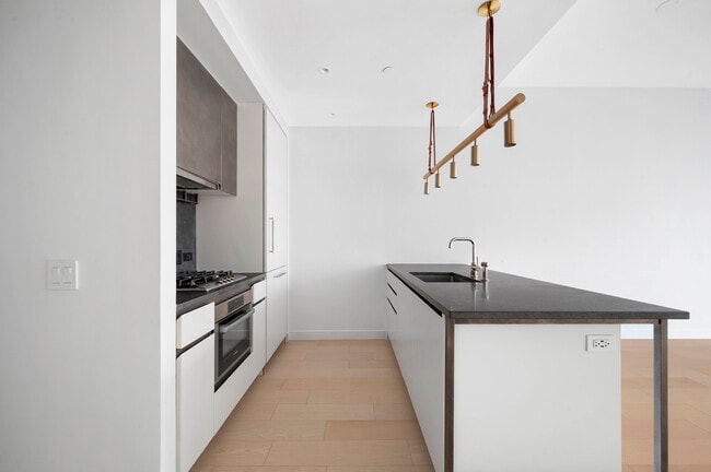 Photo - 11 Hoyt St Unit 10G