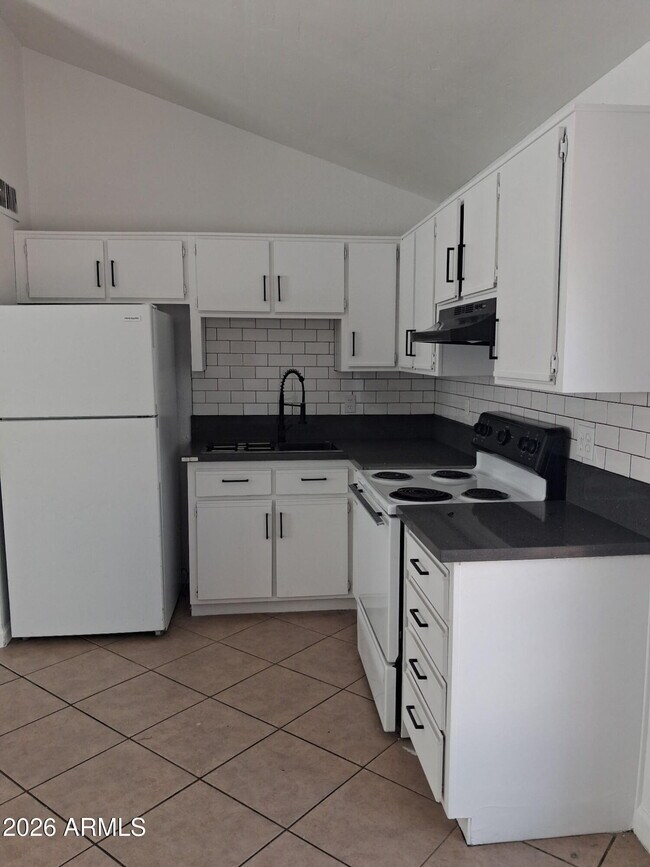 Photo - 13221 North 21st Pl