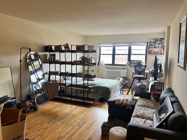 Photo - Greenview Apartments