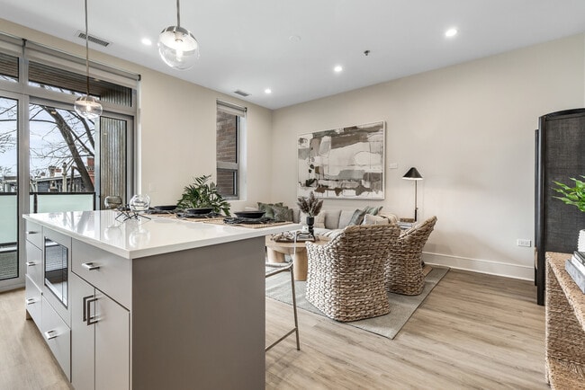 Photo - 435 Madison St Unidad 204