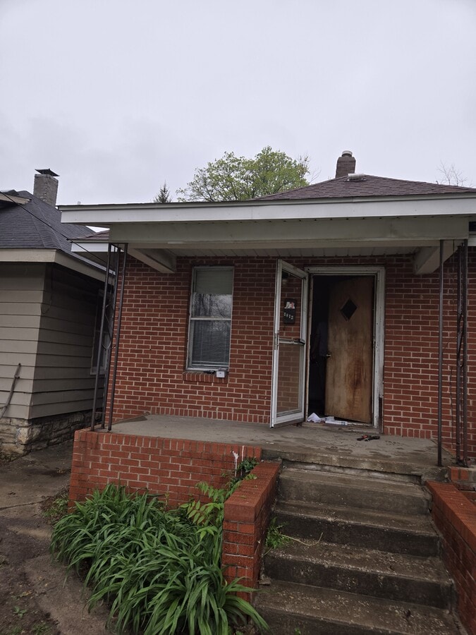 Photo - 1812 Central Ave House