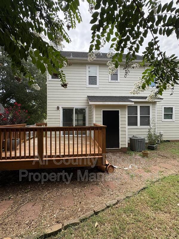Photo - 4220 Loch Harbour Ln