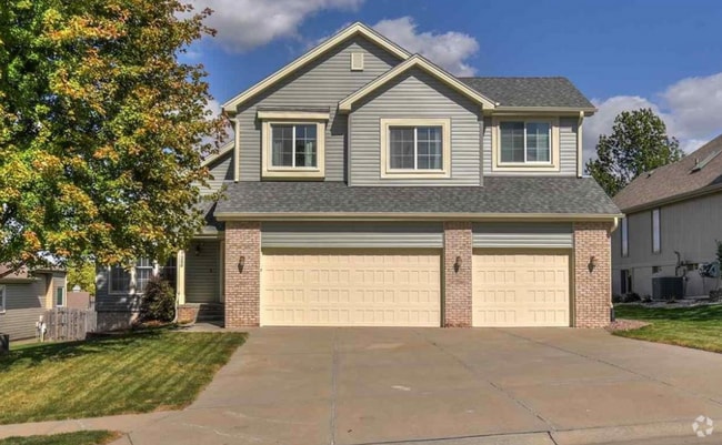 Building Photo - Beautiful 4 Bedroom In Rose Garden Estates!! Rental