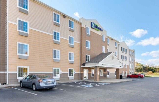 Furnished Studio-Dayton - Miamisburg