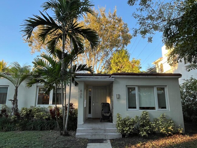 Photo - 409 Daroco Ave