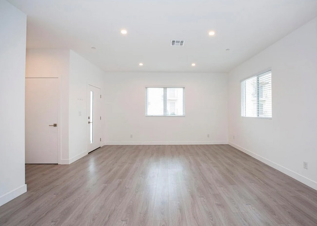 Photo - 5026 1/2 Cleon Ave