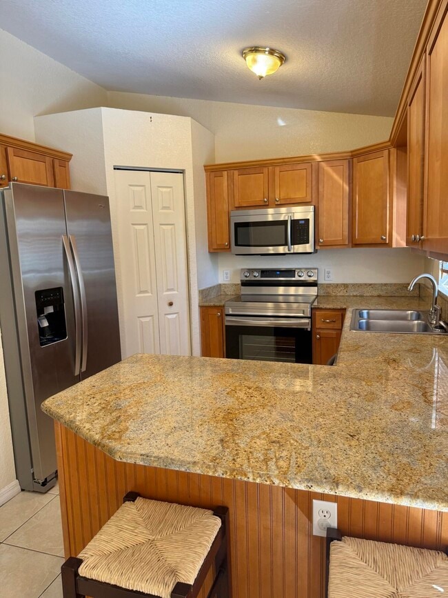 Photo - 1290 12th Ct SW