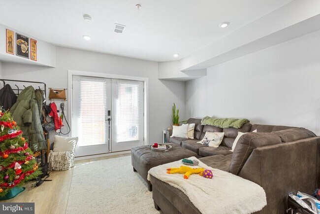 Photo - 919 N 15th St