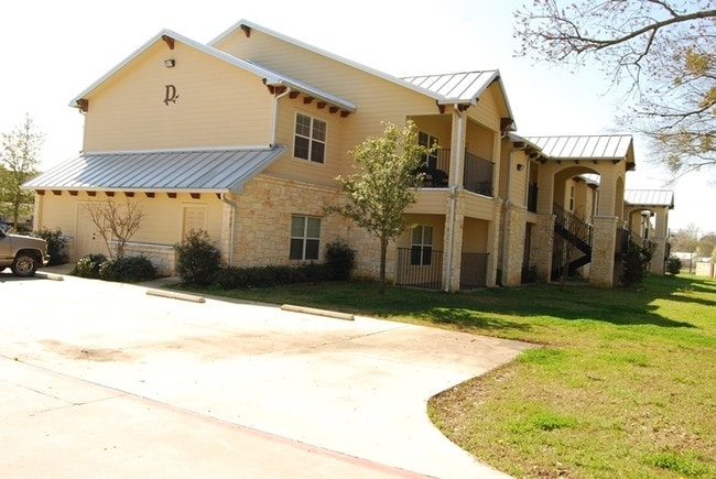 Photo - The Leaves of Winnsboro