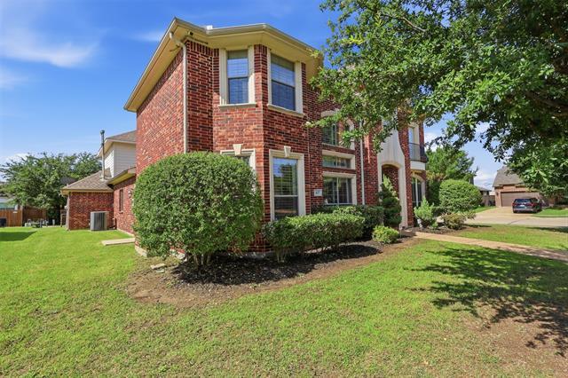 Photo - 627 Seymour Dr