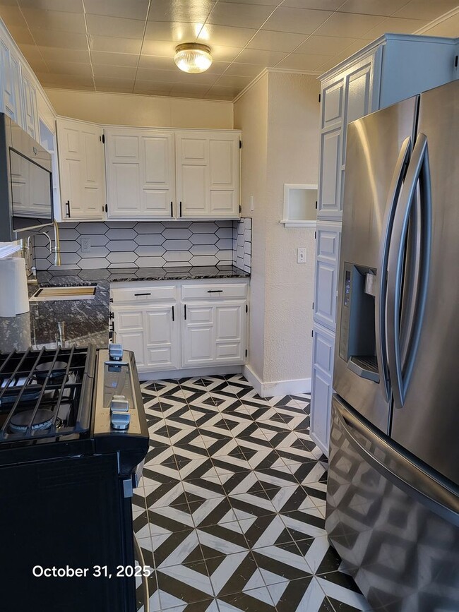 Photo - (2) Bed/(2) Bath w/ Must-See Updates Avail... Casa