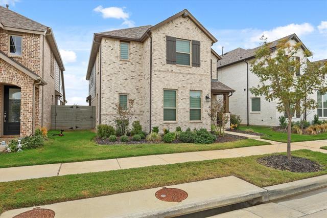 Photo - 824 Trailside Ln