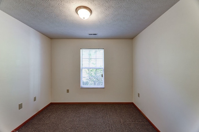 Photo - Pheasant Ridge