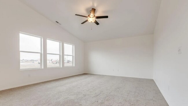 Photo - Single level home w/2 car garage, fenced y...