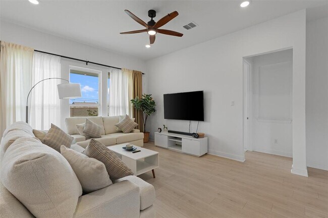 Photo - 20240 Smedley Dr