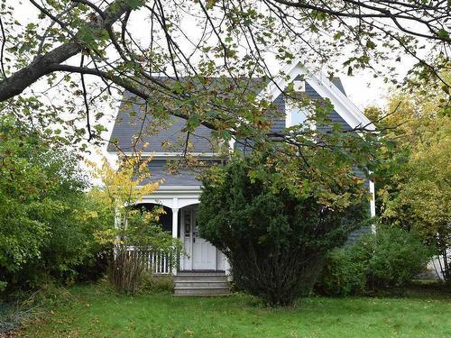 Building Photo - 88 George St Unit 1