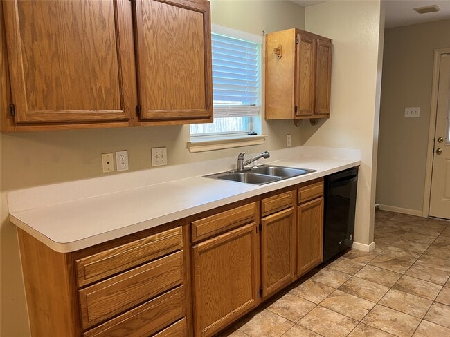 Photo - 5314 Tallowpine Terrace