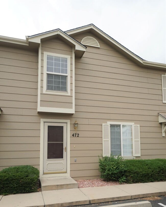 Photo - 472 Kitfield View Townhome