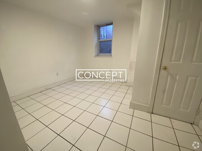 Building Photo - 6 Sewall St Unit 1CP Rental