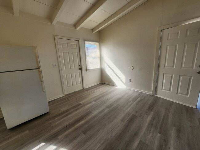 Photo - 6667 Desert Queen Ave Unidad Desert Queen 6667  A