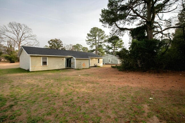614 Miller Ave