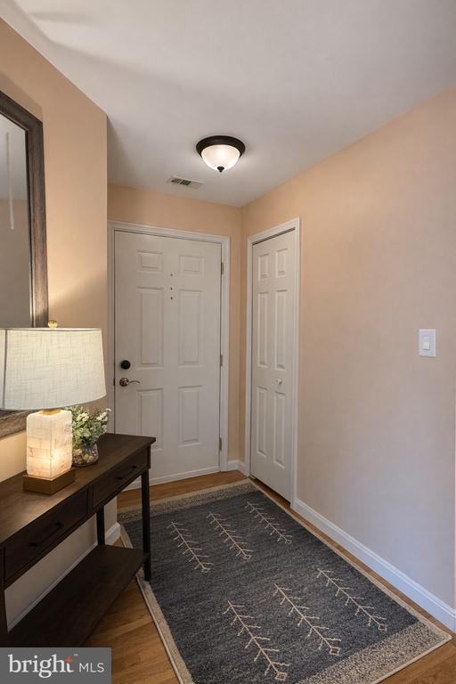 Building Photo - 20575 Snowshoe Square Unit 301