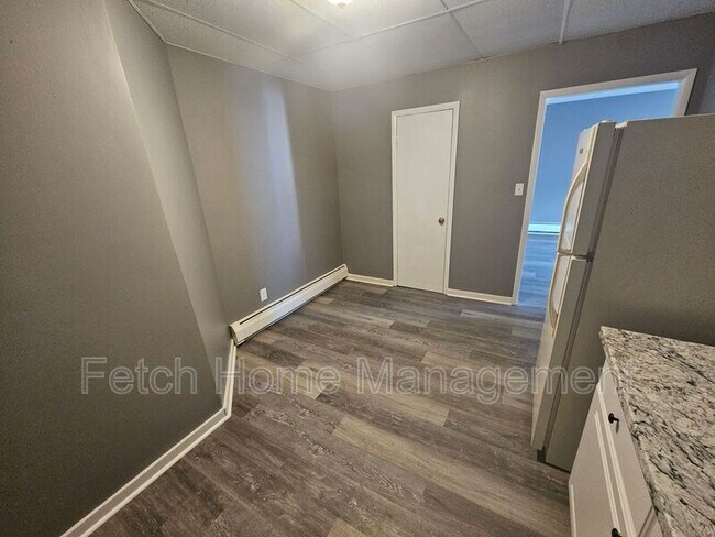 Photo - 3 N Main St